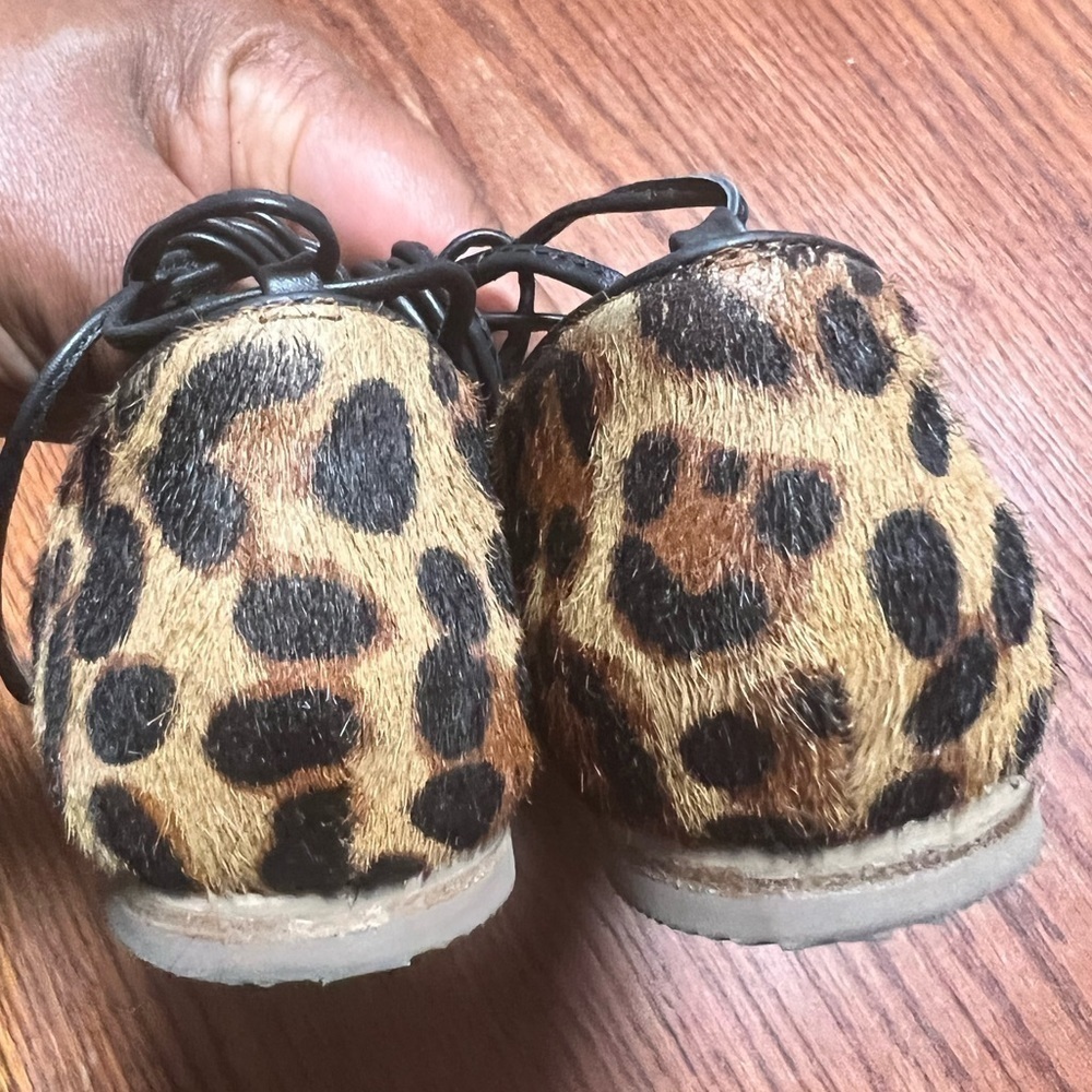 Boden calf hair gladiator flats shoes size 5.5 (37) - Picture 3 of 8